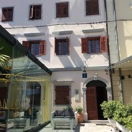 Сasa de vacaciones Il Palazzo Volosko